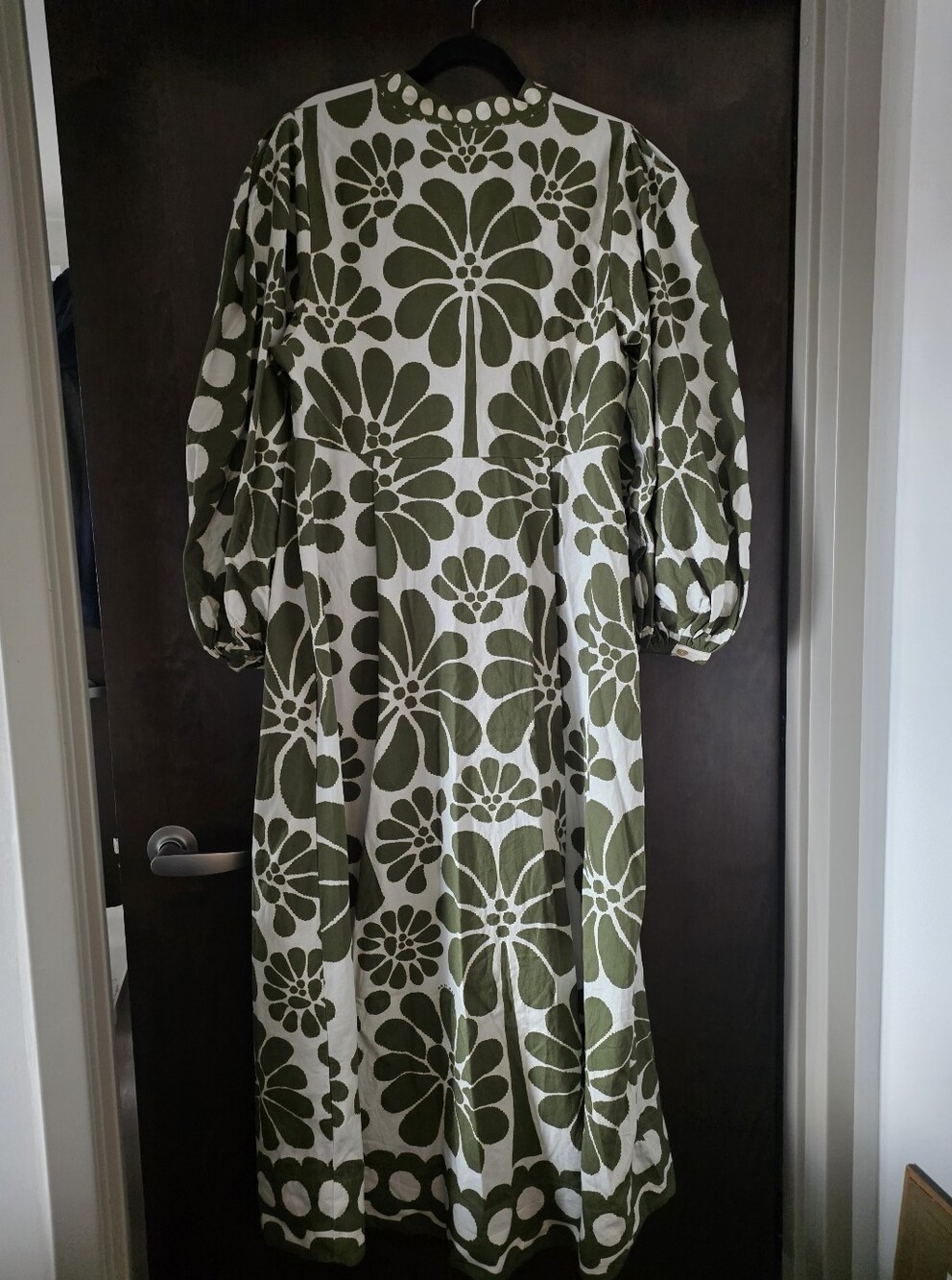 Green Palermo Buttoned Puff Sleeve Maxi Dress - Picture 6 of 8